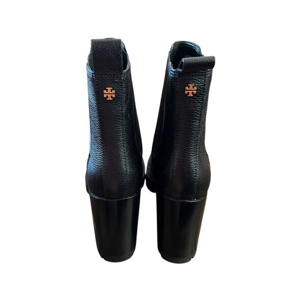 Tory Burch Carson Tumbled Leather Classic Chelsea Lug Sole Ankle Boots NEW 10 - Picture 6 of 12